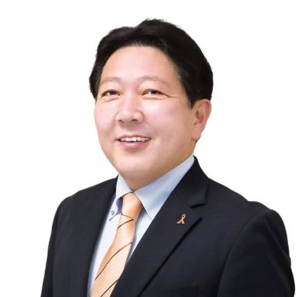酒井直人 の写真